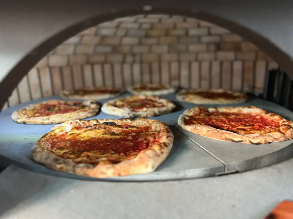 Cuisson à la pierre — Forno Sicilia Pietra